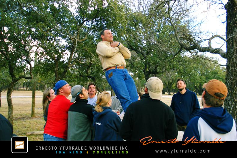 Team Building LATAM | Talleres de Trabajo en Equipo con metodología experiencial