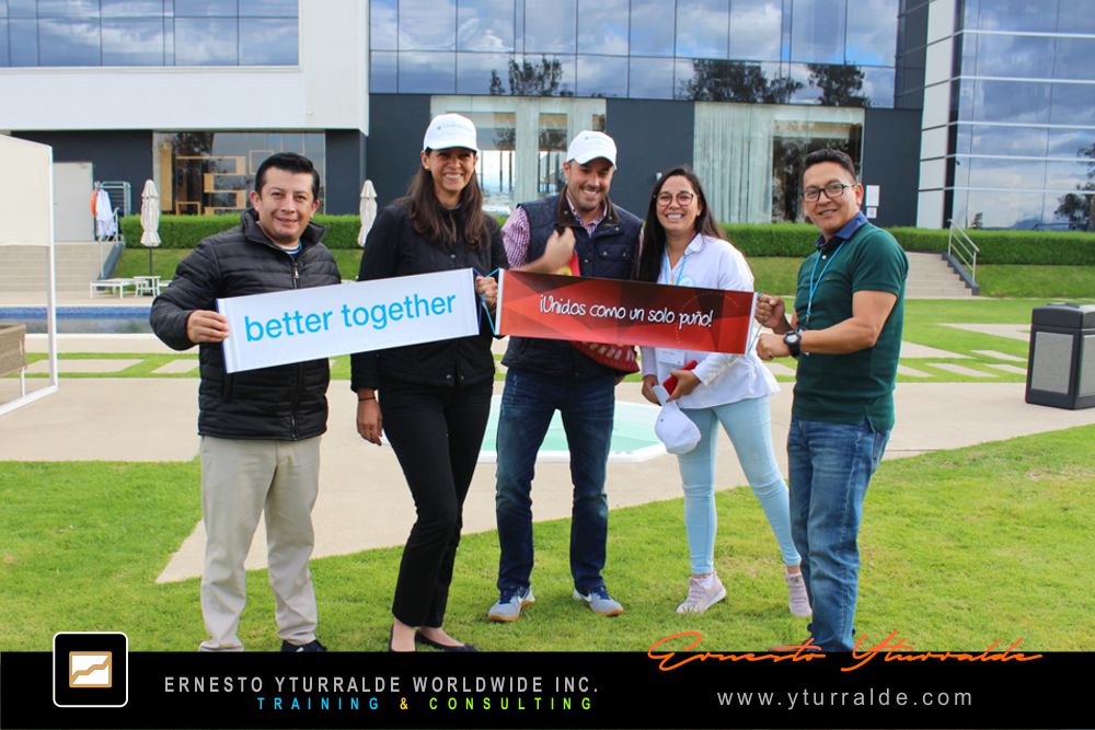 Team Building LATAM | Talleres de Cuerdas Empresariales en Latinoamérica