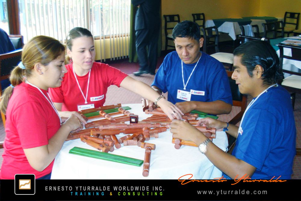 Team Building LATAM | Taller de Trabajo en Equipo para empresas en Latinoamérica