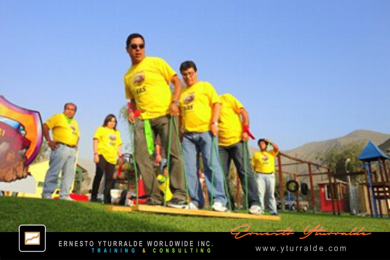 Team Building Empresarial en Latinoamérica | Habilidades blandas y cohesión de equipos